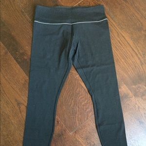 Lululemon Wunder Under Silver